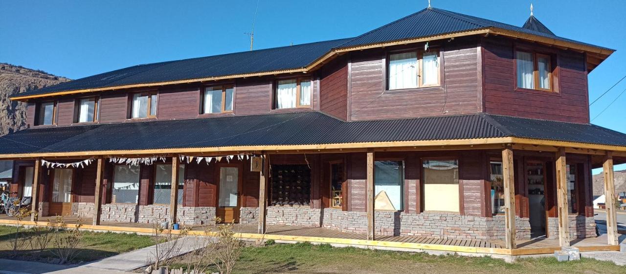Aparts Complejo Ricanor El Chaltén Exterior foto